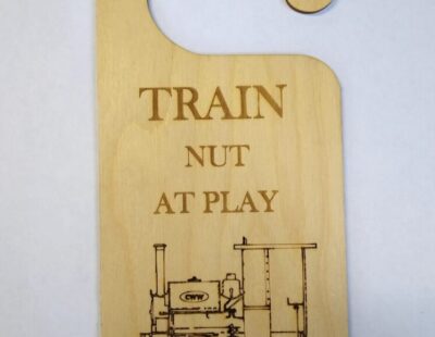 Door hanger Train nut at Play